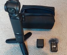 DJI Osmo Pocket 3 Creator Combo