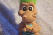 Dino vintage troll