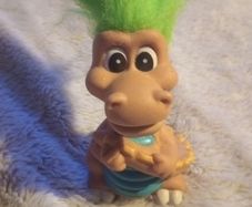 Dino vintage troll