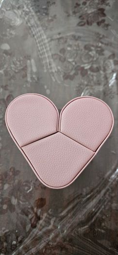 Authentic Lynott Heart Shaped Jewelry Travel Case Storage Box in Pink