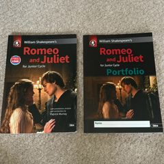 Romeo and Juliet play and portfolio book set
