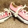 Girl's Converse . Size Uk Junior 13.5 Image 3