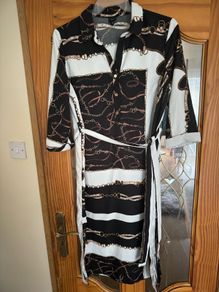 River Island midi dress size UK10/12 EU38/40 Postage included