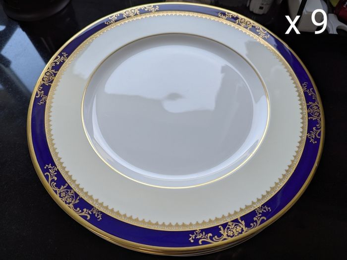 Royal Grafton Viceroy fine bone china dinner set