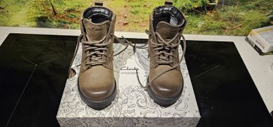 clarks uisex baby leather shoes