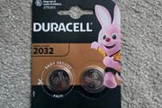 2x duracell CR 2032 batteries