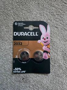 2x duracell CR 2032 batteries