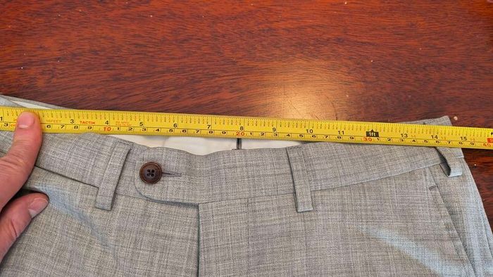 Suitsupply Tailored Trousers (30R)