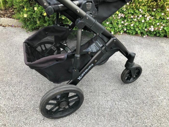 UPPAbaby Vista Travel System with car seat+base