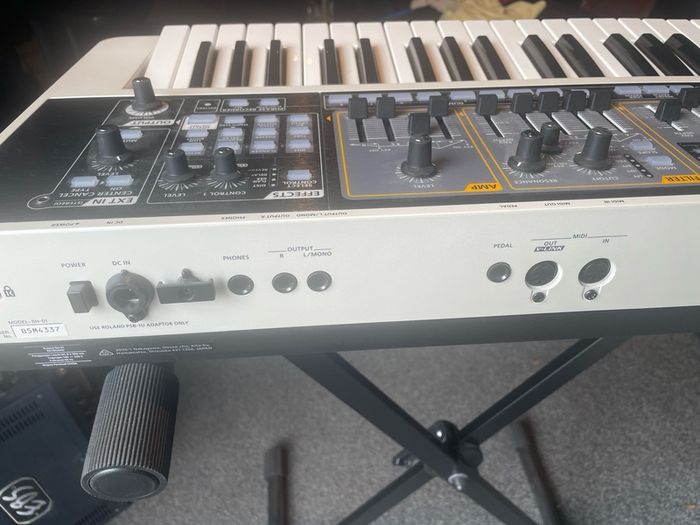 Roland Gaia sh-01 synthesizer