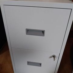 2 drawer filing cabinet. In perfect condition. Locks work2 drawer filing cabinet. In perfect condition. Locks work