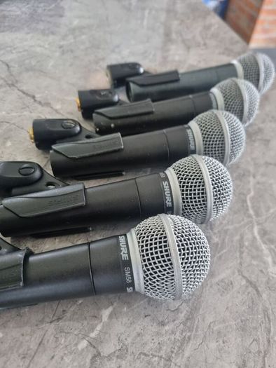 9x Shure SM58, 1x Shure Beta 58
