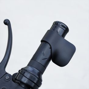 Motorcycle Motorbike Accelerator Booster Assist Handle Control Grip Throttle Assistant Clip Thumb Assist