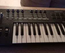 novation nocturn 25 note