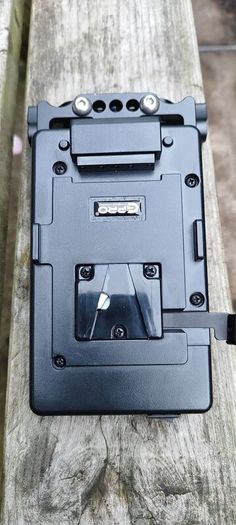 Cine Gear Pro CGPro V-Lock V-Mount Battery Power Supply Splitter Kit  PK0741