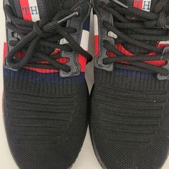 Boys trainers