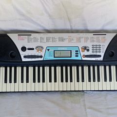 Yamaha PSR-170 keyboard