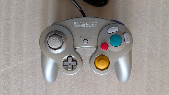 Nintendo Gamecube DOL-001 - Platinum Silver - Picoloader - 128GB