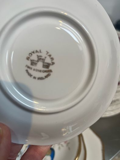 Vintage Royal Tara Fine Bone China Tea Set Service for 6