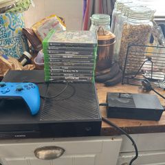 xbox 1 with 11 games and controller