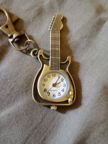 Guitar Keyring Watch