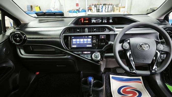 2017 Toyota Aqua