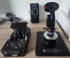 Thrustmaster Warthog HOTAS with upgraded F/A-18 Super Hornet grip