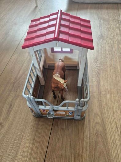 Schleich horses, stables and accessories