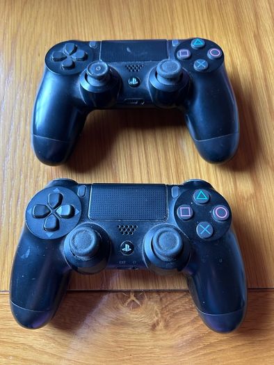 PS4 controller