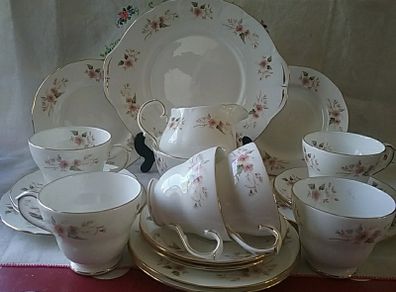 Duchess Glen 316 China Teaset
