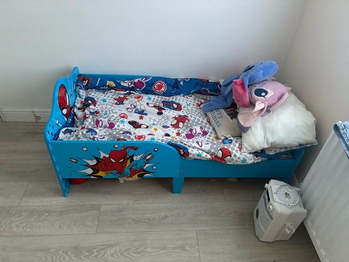 spiderman bed