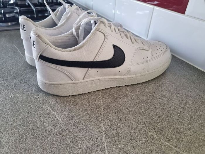 Nike air forces runners