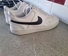 Nike air forces runners