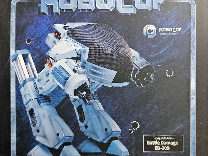 Hiya Toys RoboCop ED-209 1/18 scale figure