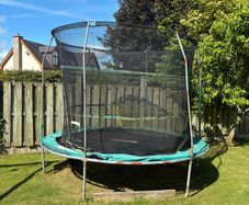 Trampoline free to take