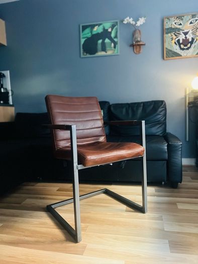 chair reading