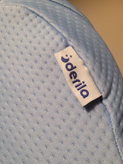 Derila pillow