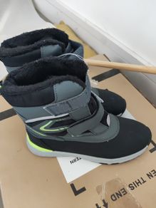 BNWTSnow Boots uk2.5 or EU35