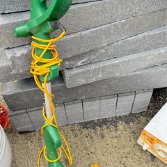 Electric strimmers