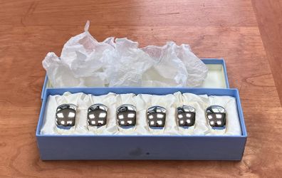 Boxed Set of 6 Newbridge Napkin Rings