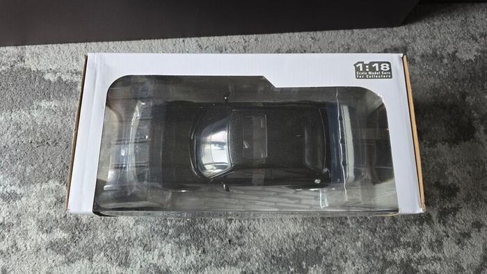 1:18 Solido Dodge Challanger hellcat