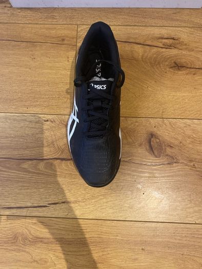 hockey shoes