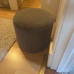 foot stool with storage