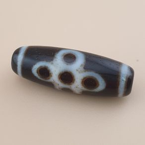 Antique Himalayan Flower Motif Energy Agate Dzi Talisman