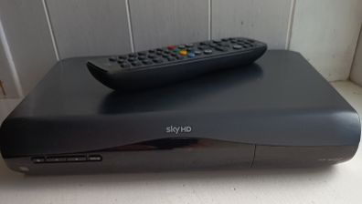 Sky DRX595 HD Freesat Box