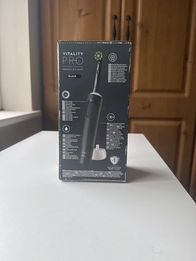 Brand New Oral-B Vitality Pro Electric Toothbrush - Black