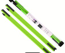 Foldable golf alignment sticks.