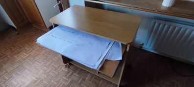 free desk