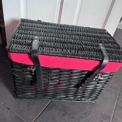 Wicker basket
