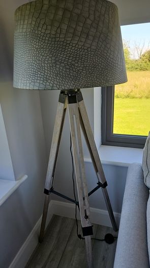 Floor lamp.